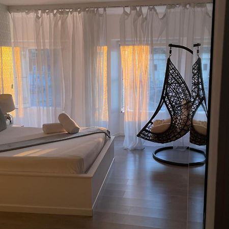 Brandao House Hostel Caparica Ngoại thất bức ảnh