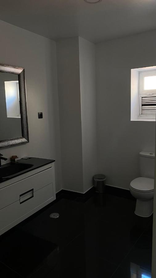 Brandao House Hostel Caparica Ngoại thất bức ảnh