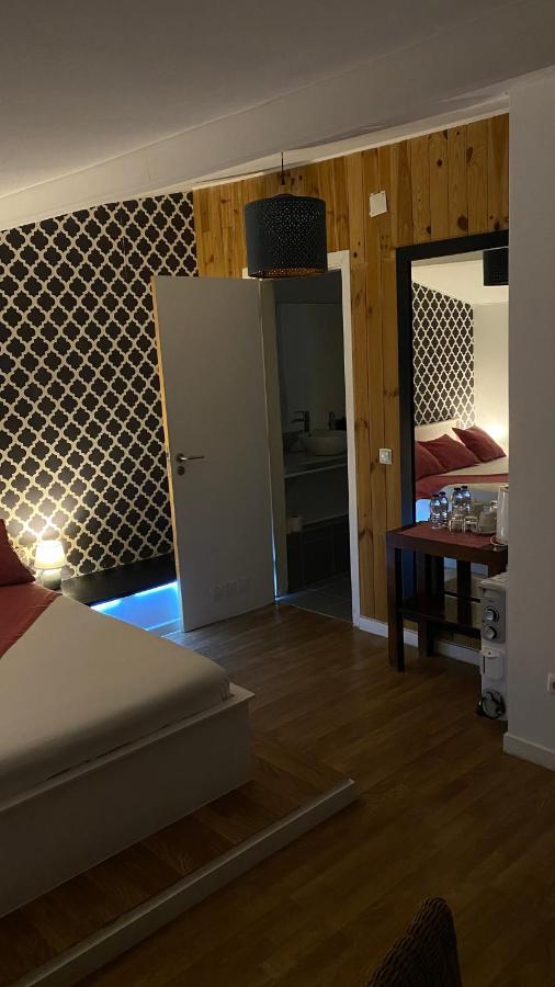 Brandao House Hostel Caparica Ngoại thất bức ảnh