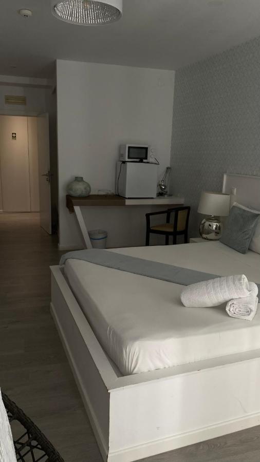 Brandao House Hostel Caparica Ngoại thất bức ảnh