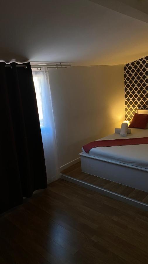 Brandao House Hostel Caparica Ngoại thất bức ảnh