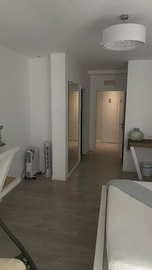 Brandao House Hostel Caparica Ngoại thất bức ảnh