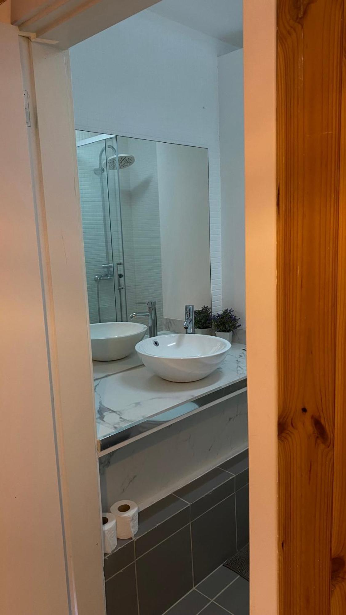 Brandao House Hostel Caparica Ngoại thất bức ảnh